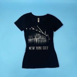 Y2k 2007 New York City Graphic V-Neck Tee